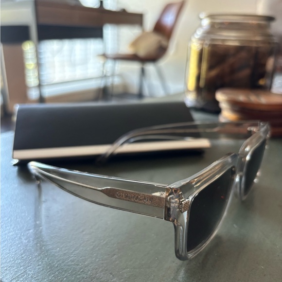 Givenchy GV Day 55mm Rectangular Sunglasses - like NEW! - Picture 2 of 3